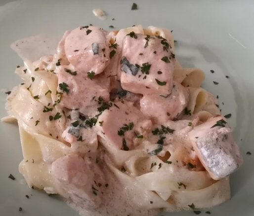 Creamy Salmon Pasta